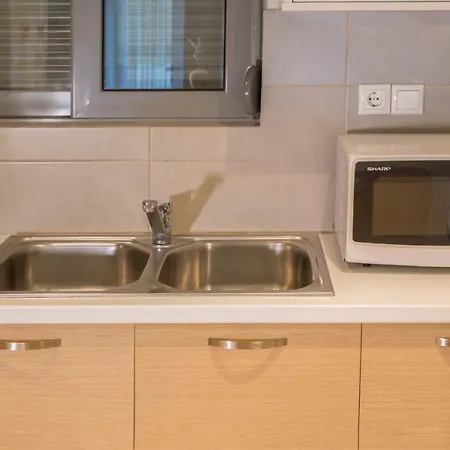 Lovely New βuild Flat Near Metro - Free Parking Διαμέρισμα *